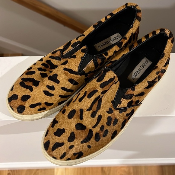 Steve Madden ecentric pony hair, leopard print flats - Picture 9 of 10